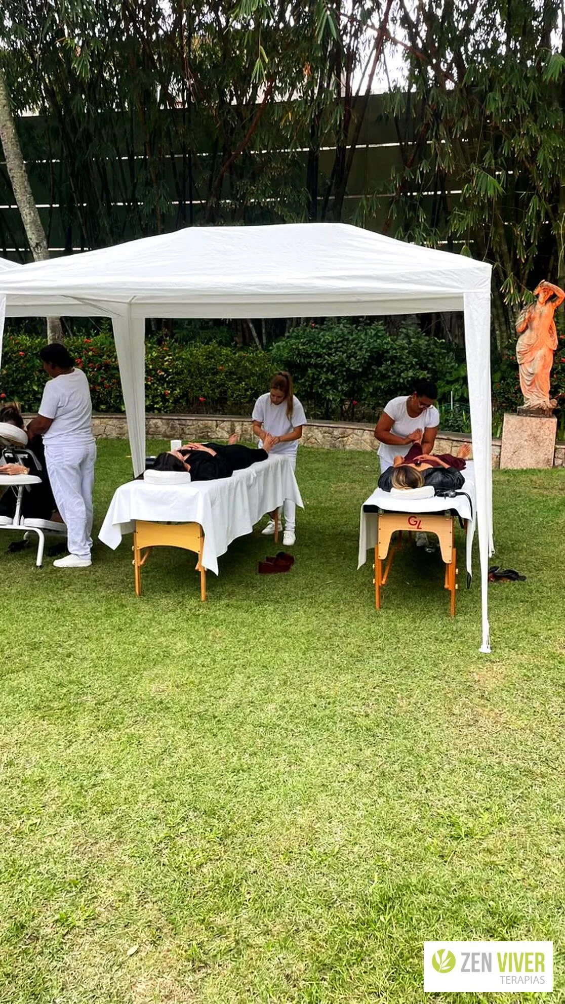 Massagem corporativa na cadeira em evento no RJ